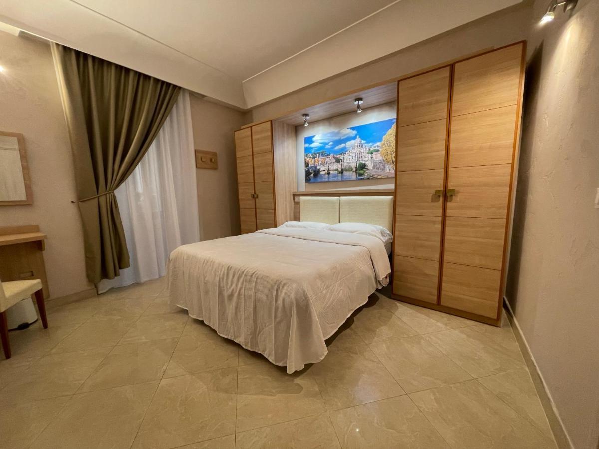 S.P.Q.R. Suite โรม ภายนอก รูปภาพ
